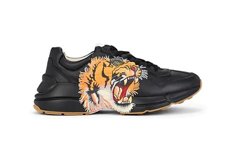 gucci sneakers uomo tigre|gucci rhyton leather sneakers.